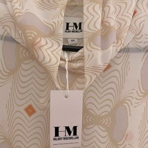 BNWT Hilary MacMillan Geometric beige/cream/orange mesh top 1X